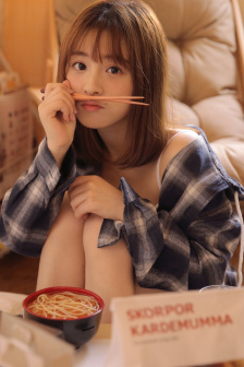 夏日甜心角色姜潮